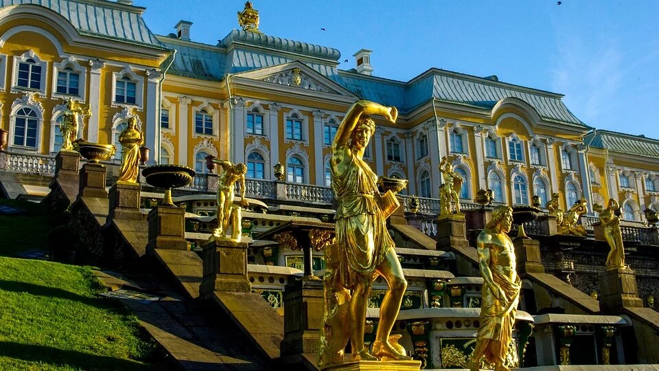 Palatul Peterhof